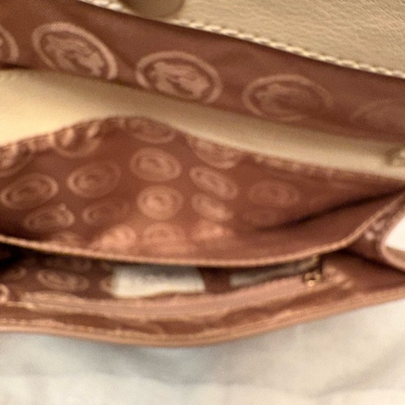 Spartina 449 Cream and Tan Clutch with Tassel - Picture 3 of 4